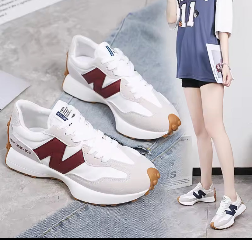 Women Casual Shoes Fashion Breathable Walking Flat Shoes Sneakers