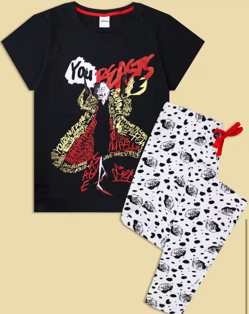 110 Dalmatians Cruella De Vil You Beasts Women'S Lounge Pants & T-Shirt Pyjama Set Black