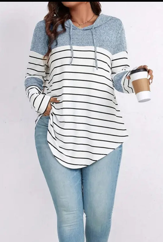 Plus Size, Women's Casual Striped Hooded Sweatshirt - Long Sleeve Two-Tone Color Block with Adjustable Drawstring Hood, Soft Stretch Fabric, Relaxed Fit for All-Season Casual Attire