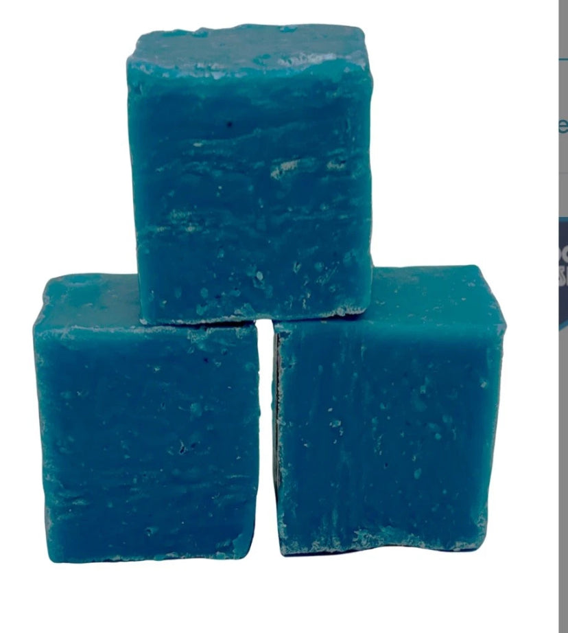 2kg Handmade Fantastic Fudge Tub Perfect For Gift Sour Blue Raspberry