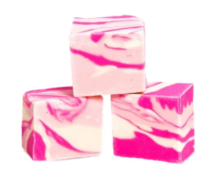 Fudge Factory Pink Gin 2Kg | Luxury Hand Cut Pink Gin Flavoured Fudge