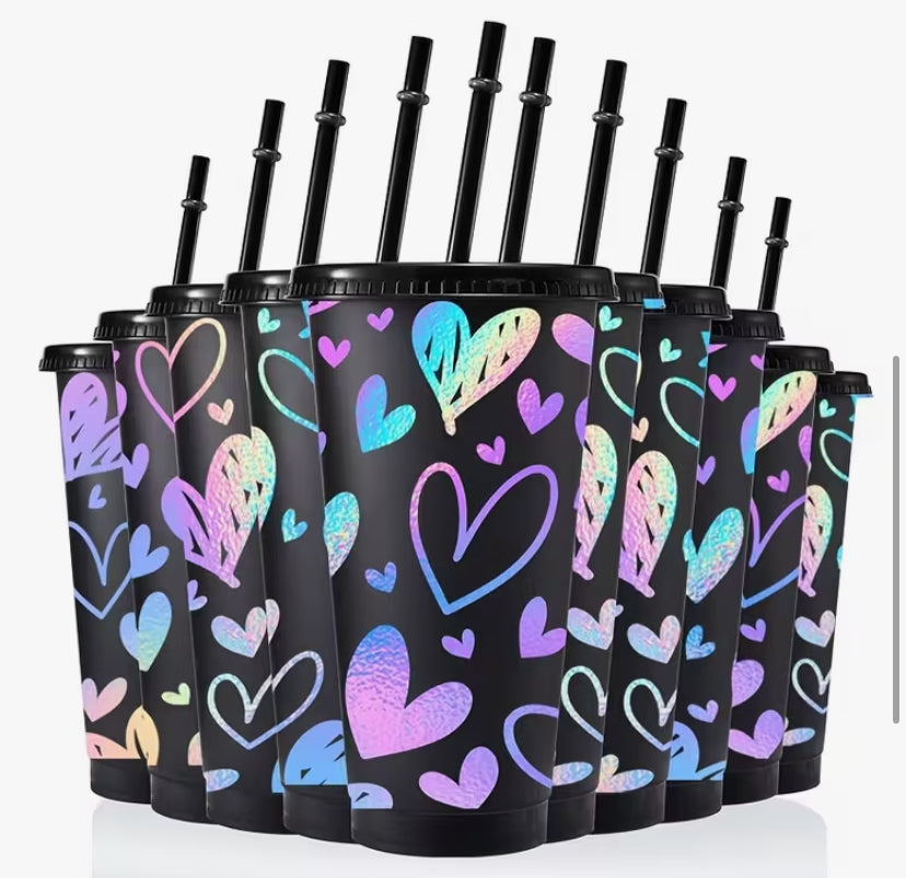 Plastic Cups, Each Holding 24 Ounces (710 Ml), Complete with Lids And Straws