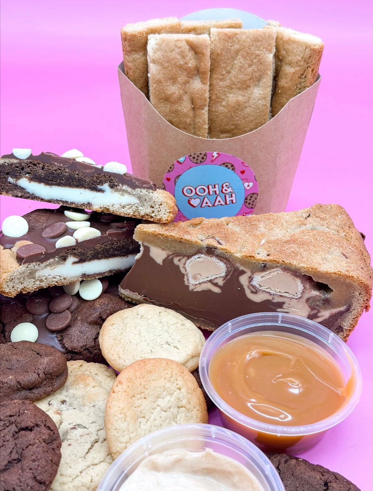 Introducing ‘The Bad Boy Reborn’ 1.5kg worth of COOKIES with all the newness and favourite flavour combinations!
What’s included I hear you ask?
Millionaire Cookie Crumbpot
Triple Chocolate Marble Stuffed Cookie
Bueno Cookie Pie Slice
Milk Chocolate Coo
