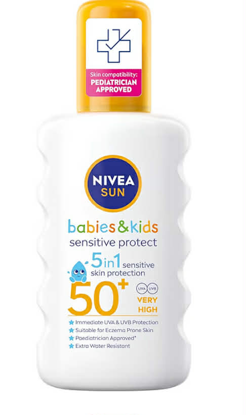 NIVEA SUN Kids Protect & Sensitive Spray (200ml) Sunscreen Spray with SPF 50+, Kids Suncream for Sensitive Skin, Immediately Protects Against Sun Exposure