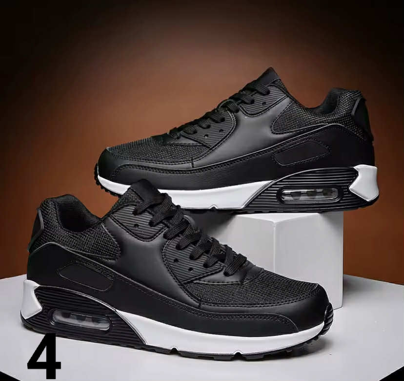 Seasonless Fashionable Thick Bottomed Low Cut Laced Sports Shoes