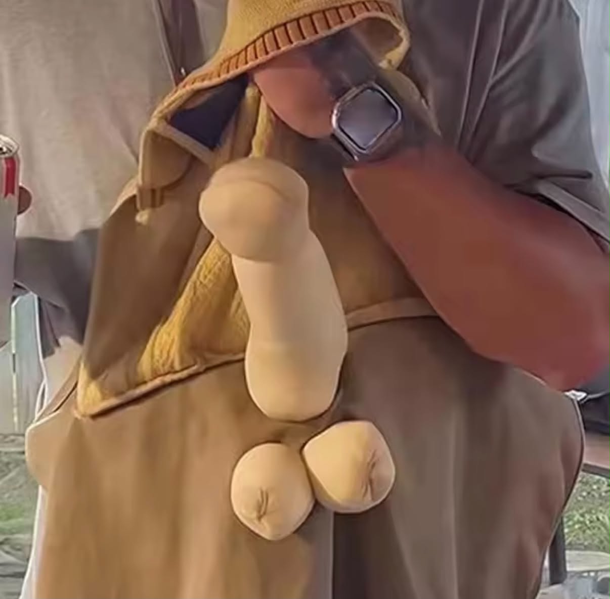Funny Prank Apron for Chef Creative Pocket Surprise Gag
