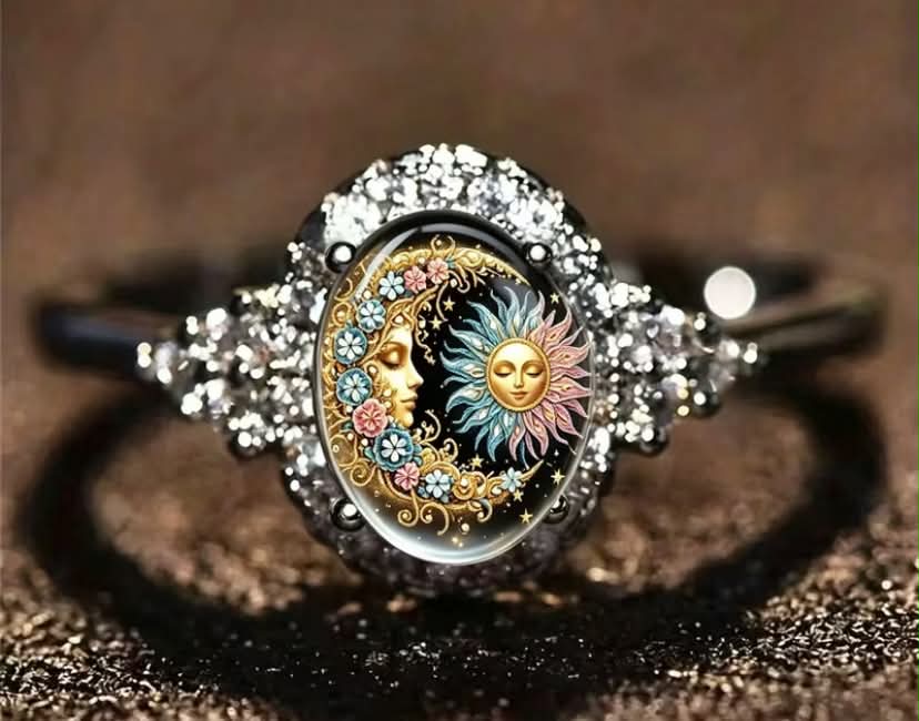 Women's Vintage Carved Sun & Moon Ring - Hypoallergenic Non-Metal, Sensitive Skin gift