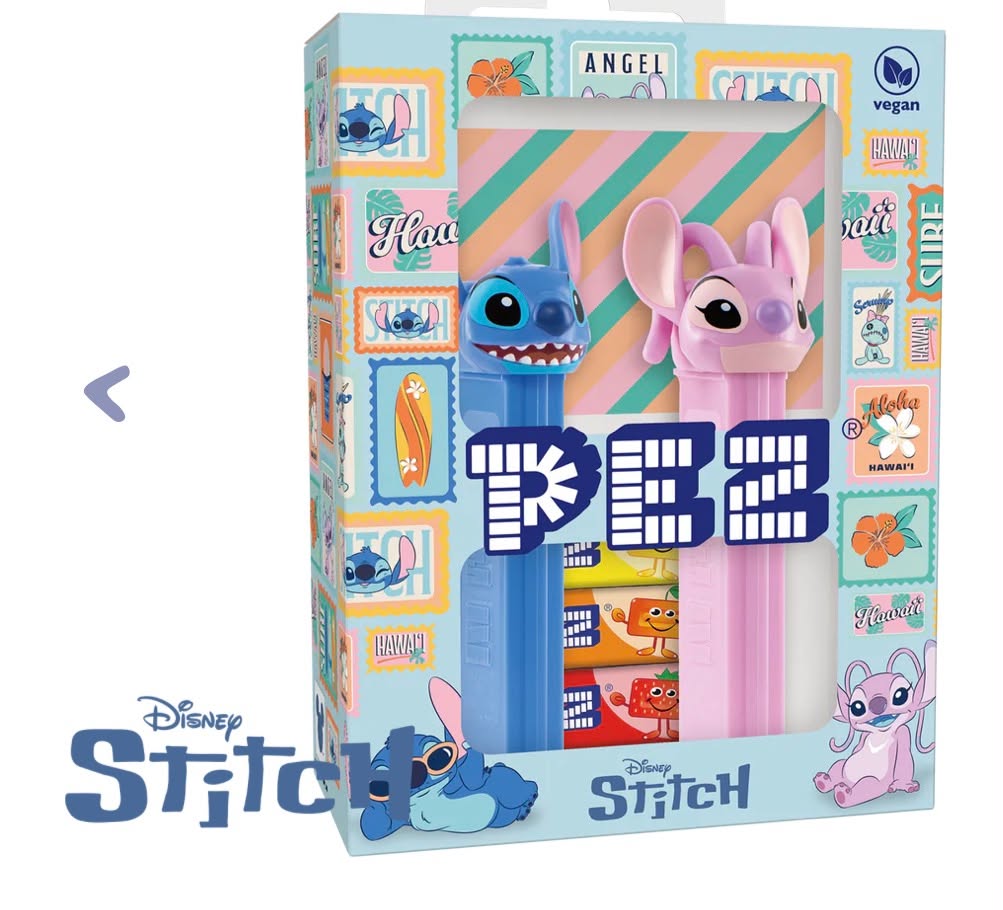 PEZ GIFT SET STITCH
Content: 1x Stitch dispenser, 1x Angel dispenser, 4x candies (cherry, lemon, orange & strawberry)