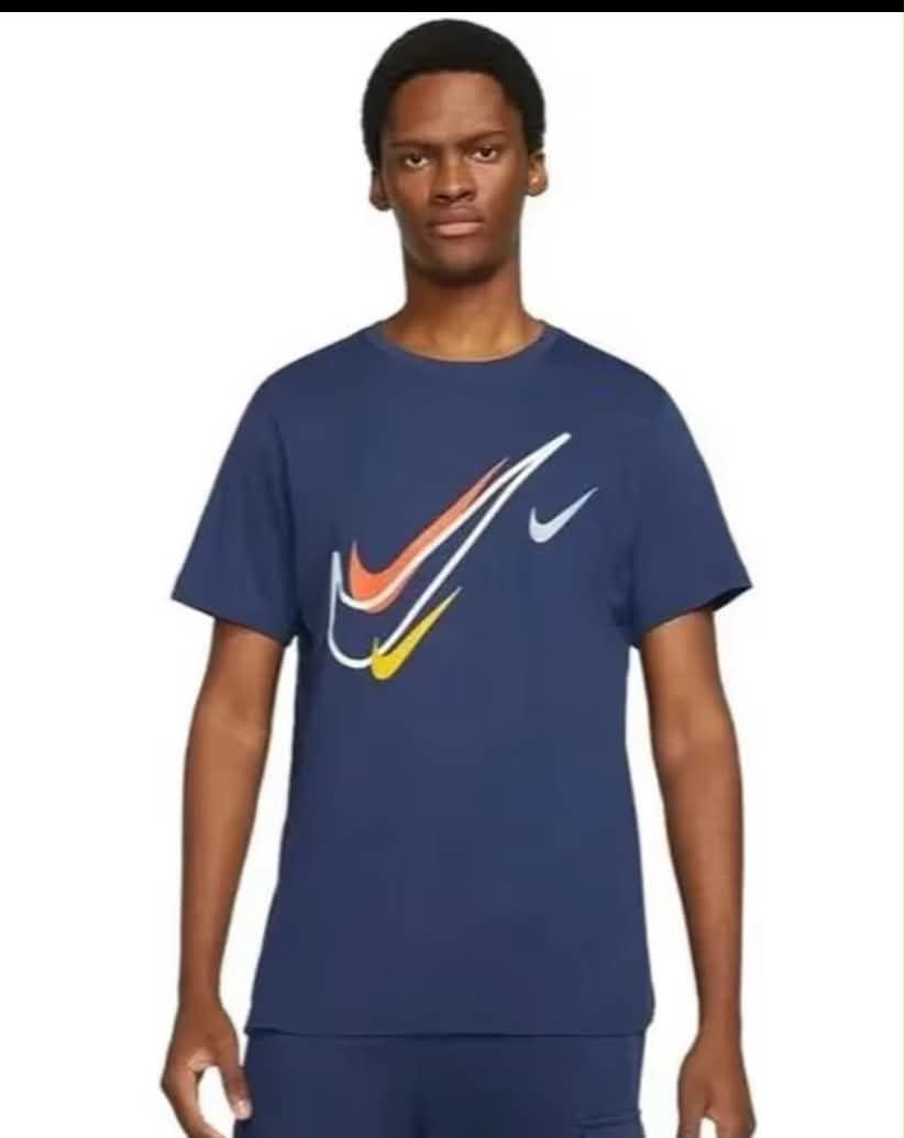 Nike Court Swoosh Logo T-Shirt in Navy
