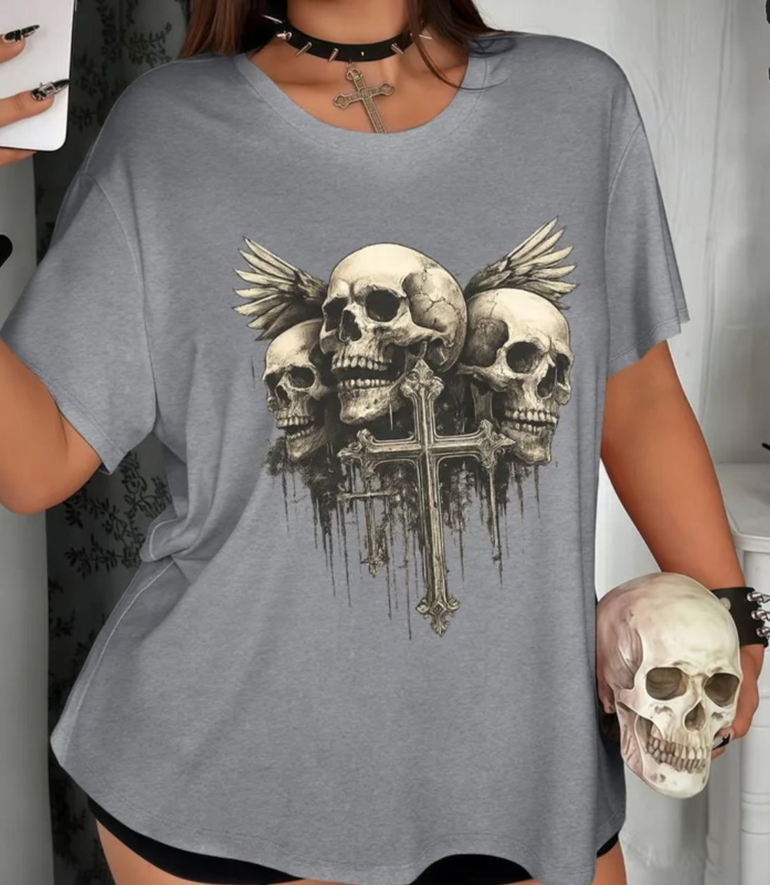 Gothic Short-Sleeved Top Retro Distressed Golden Skull Wings Cross Print Round Neck T-Shirt