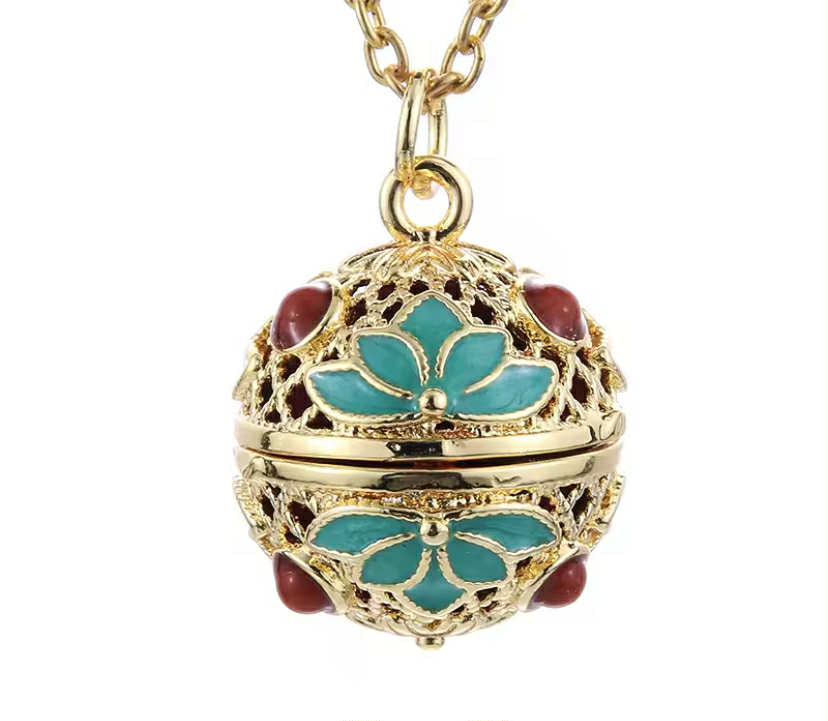Luxury Golden Aromatherapy Necklaces wonderful oil painting open locket