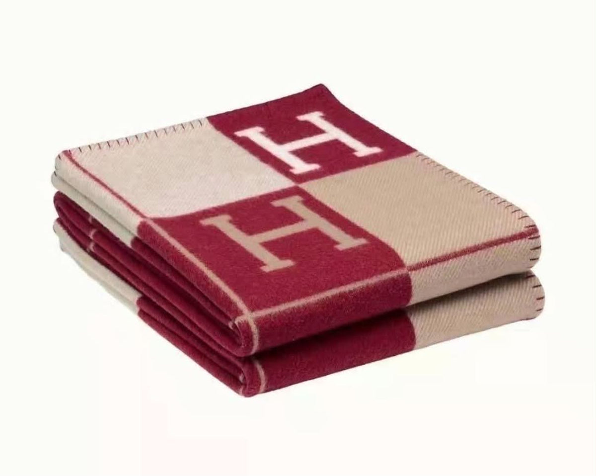 H blanket