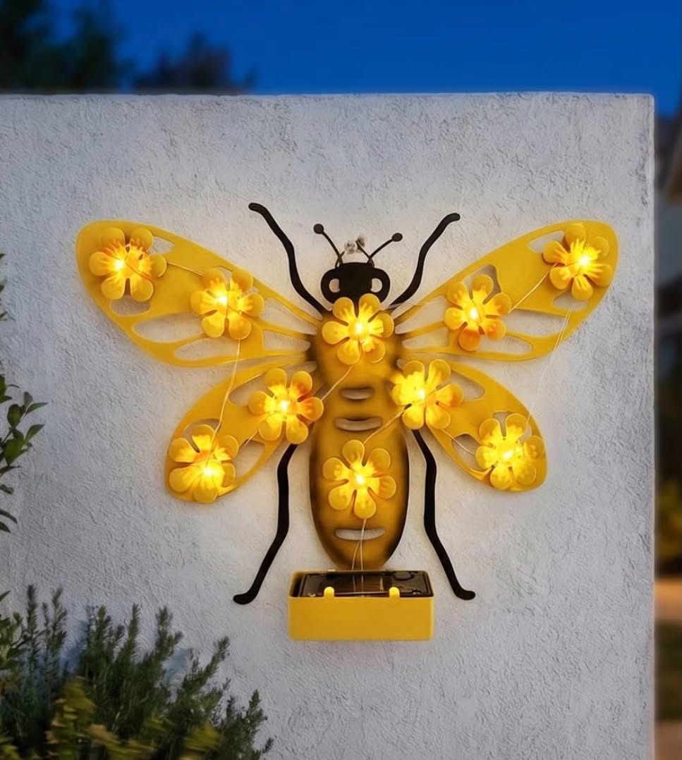 Solar Wall Art, Bee Solar Lights Outdoor Garden, Waterproof Metal So-lar Wall Art Outdoor Garden with LED Flower Lights,