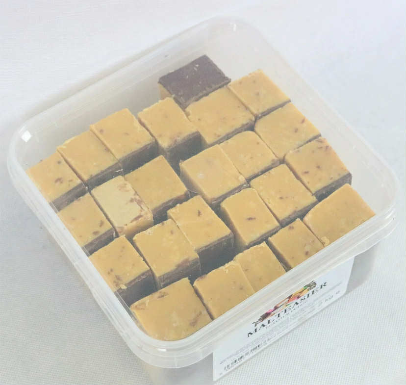 Fudge Factory Malteser Full Fudge Tub 2kg Gift