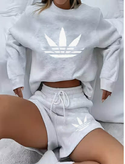 Women'S Sweatshirt And Shorts Outfit, Casual Sports Long-Sleeve Sweatshirt with Pockets And Drawstring Shorts, Machine Washable