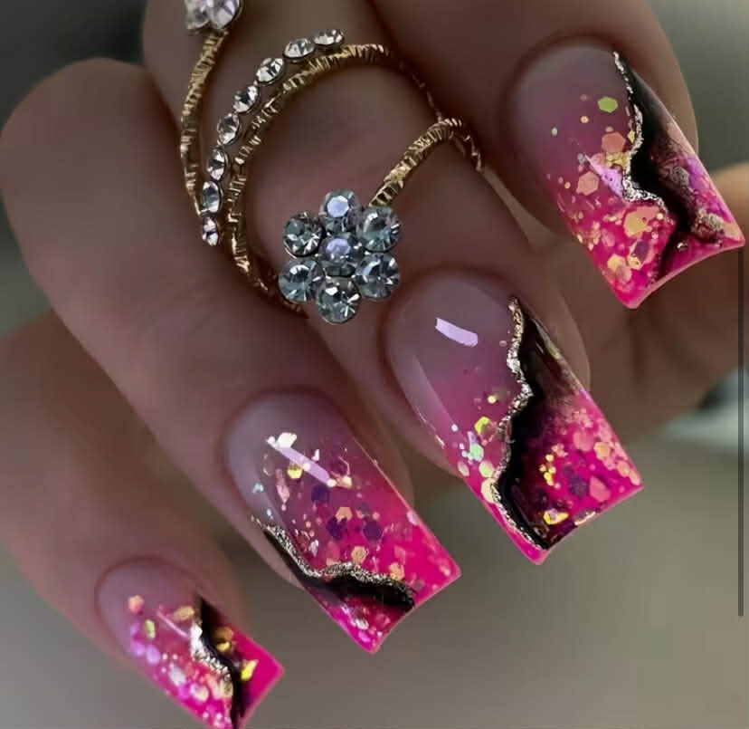 24 pcs Pink Stripe Gradient Nails or Skull Removable, Press-On, Middle-Length Square Nails, Fashionable And Reusable, Glossy End, Abs Material
