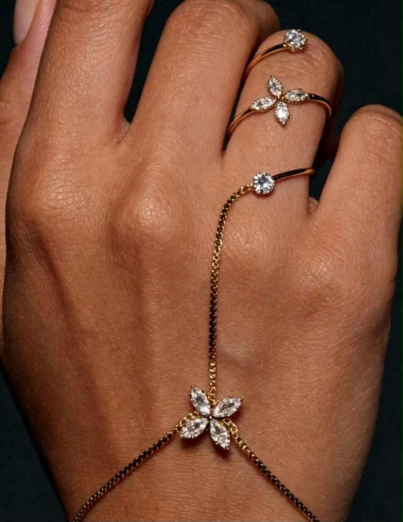 1pc Tassel Bracelet & Ring Set, Luxury Lightweight Four-Leaf Clover Crystal Finger Ring & Bracelet Decoration, High-End Sweet & Chic Style