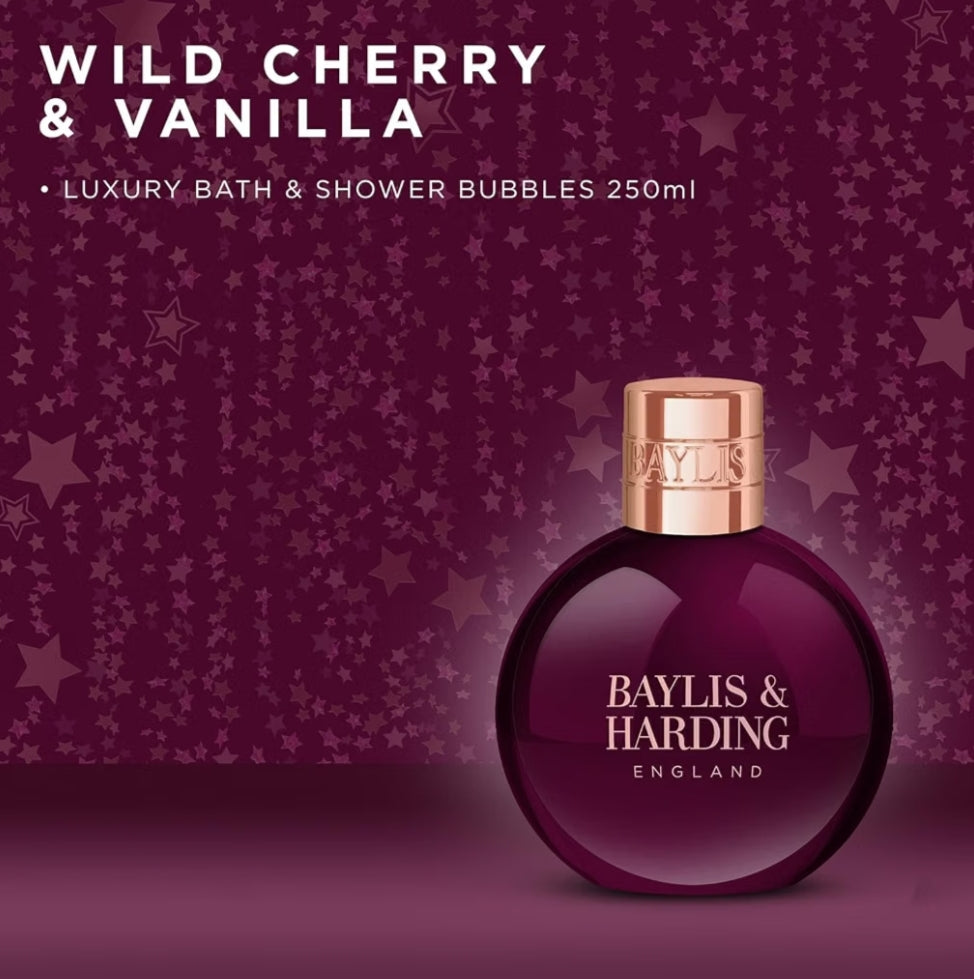 Baylis & Harding Signature Festive Bauble Gift Set 1 Pack
Wild Cherry & Vanilla, Vegan Friendly