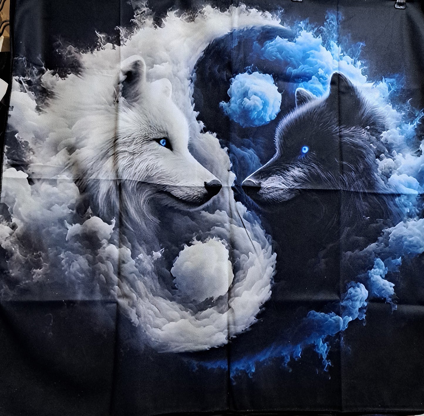 Large tarot/wall cloth, yin yang wolf