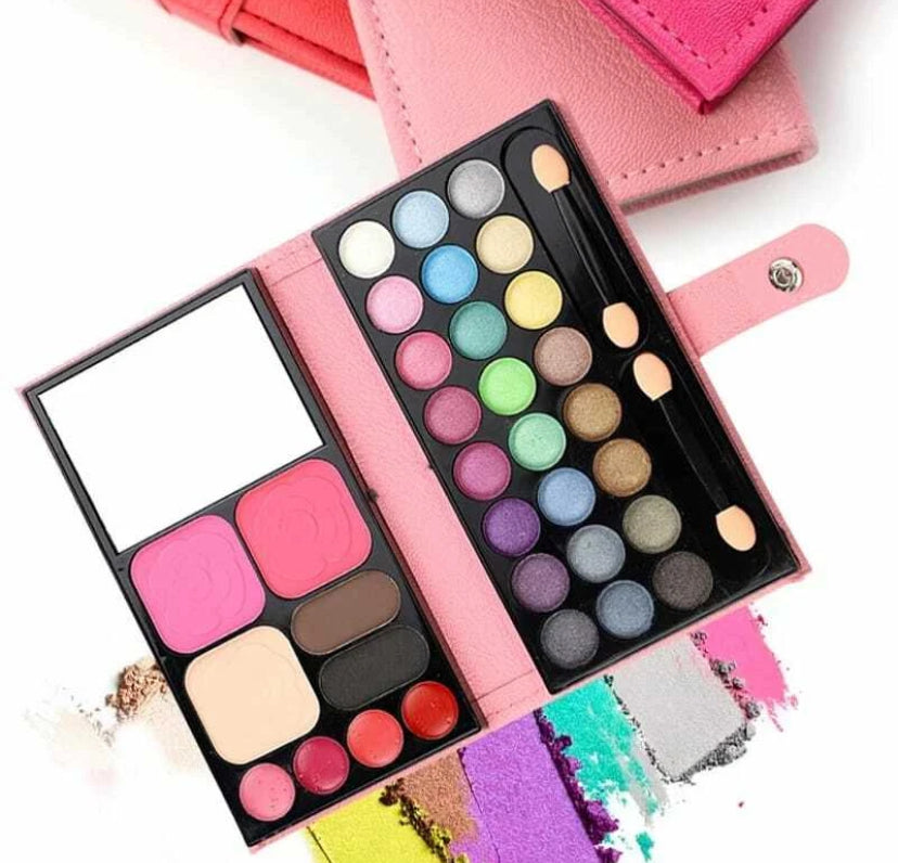 Girls Princess Pretty Makeup Set Eye Shadow Make Up Kid Children Kit Gift UK