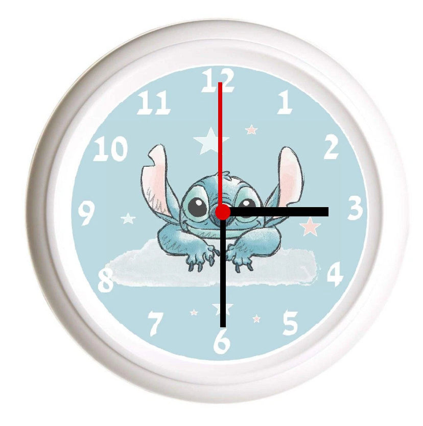WALL CLOCK
PLASTIC WHITE  CLOCK