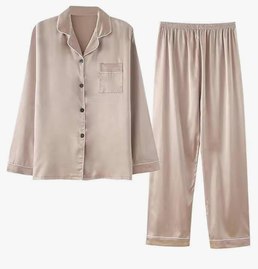 Silk Pyjamas for Women Plus Size Soft Satin Long Sleeve Shirts Blouser & Long Pant Pyjamas Set Button Down Pj Sets Loungewear Classic Pjs for All Seasons Sleepwear Nightwear