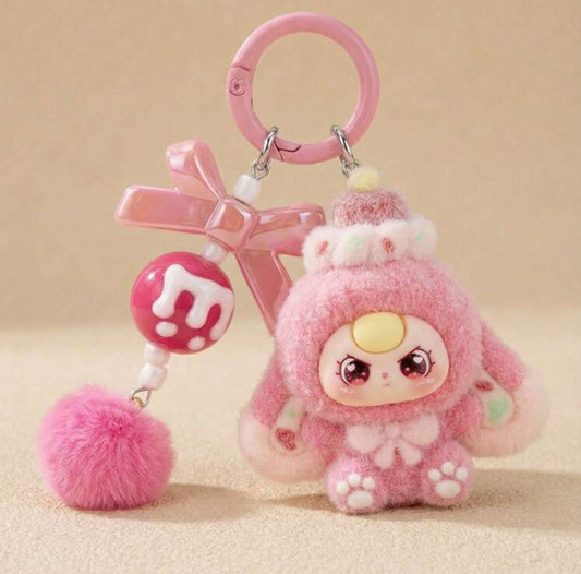 Dolly keychain