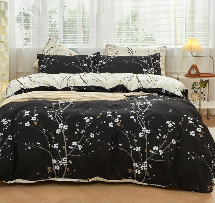 3pcs/Set Black Beige Two Tone Reversible Plum Blossom Branch Flower Pattern Duvet Cover Set
