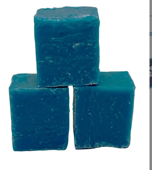 2kg Handmade Fantastic Fudge Tub Perfect For Gift Sour Blue Raspberry