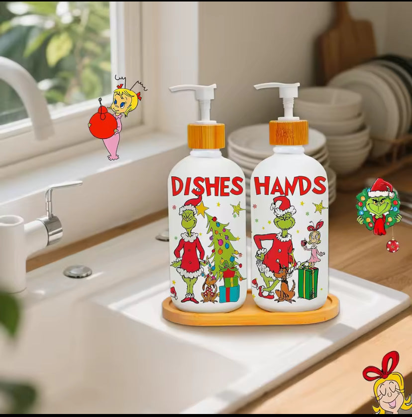 2pcs Christmas Soap Dispenser Set