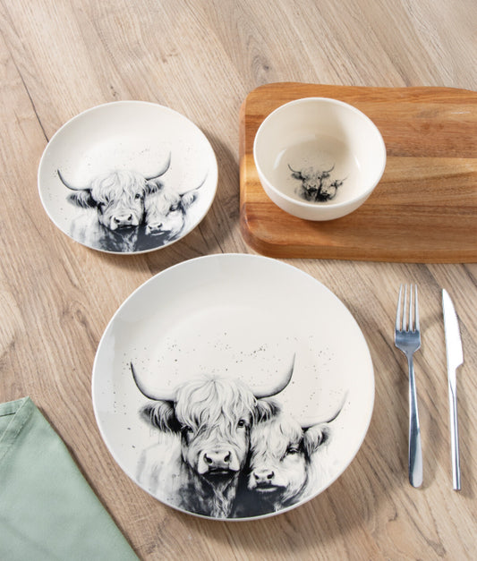 12 Piece Highland Cow Dinner Set - Cream