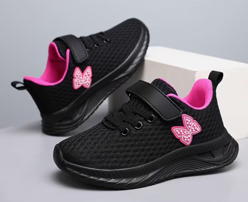 Lightweight Children's Sports Shoes for Girls, Cute Butterfly, Black Plum Red, Breathable Mesh.