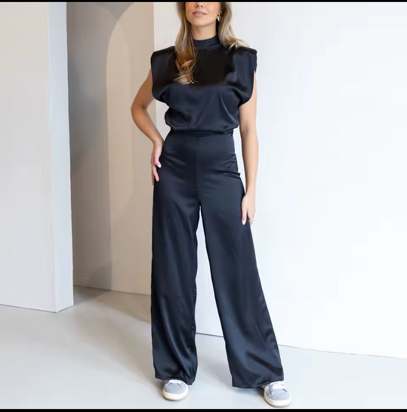 Women's Summer New Silk Satin Textured Halter Neck Sleeveless Jumpsuit