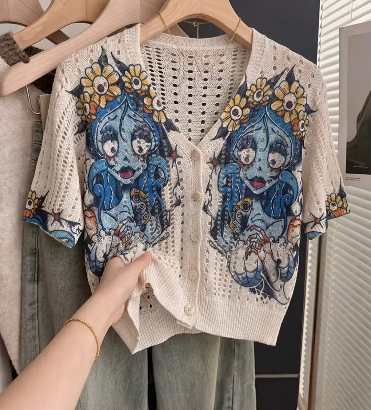 Halloween Warner Bros. Zombie Bride Sunflower Print Openwork Top