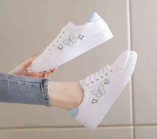 Women's New White Shoes Fashion breathable flats Casual lace up leather shoes