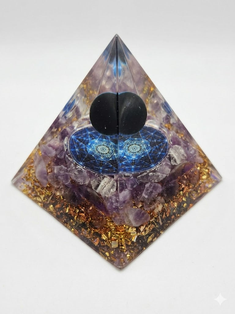 Beautiful Glass Pyramid with Genuine Crystal