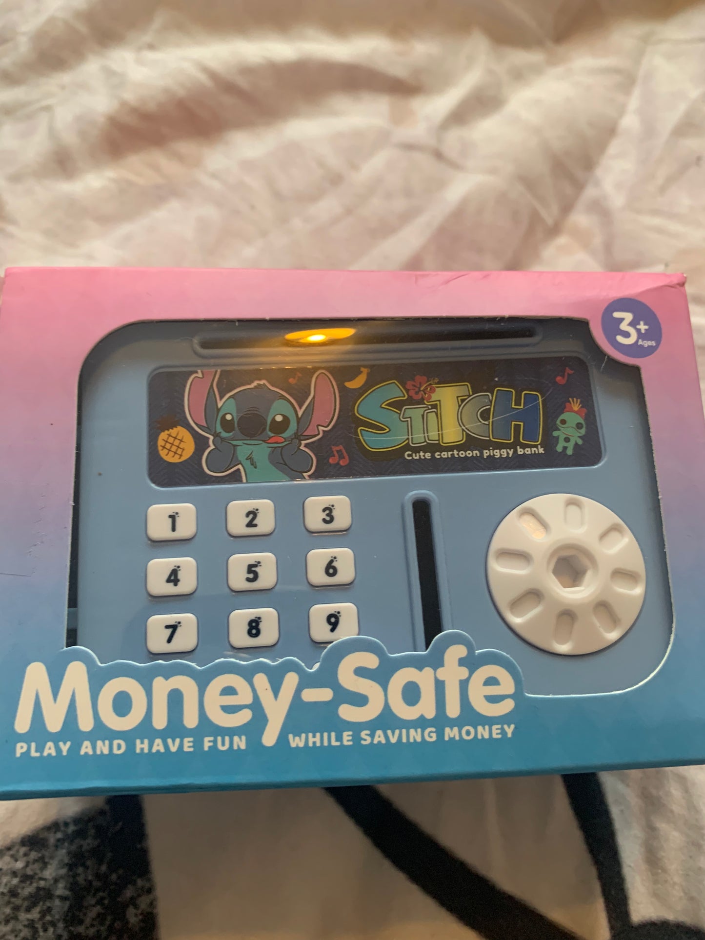 Alien money box