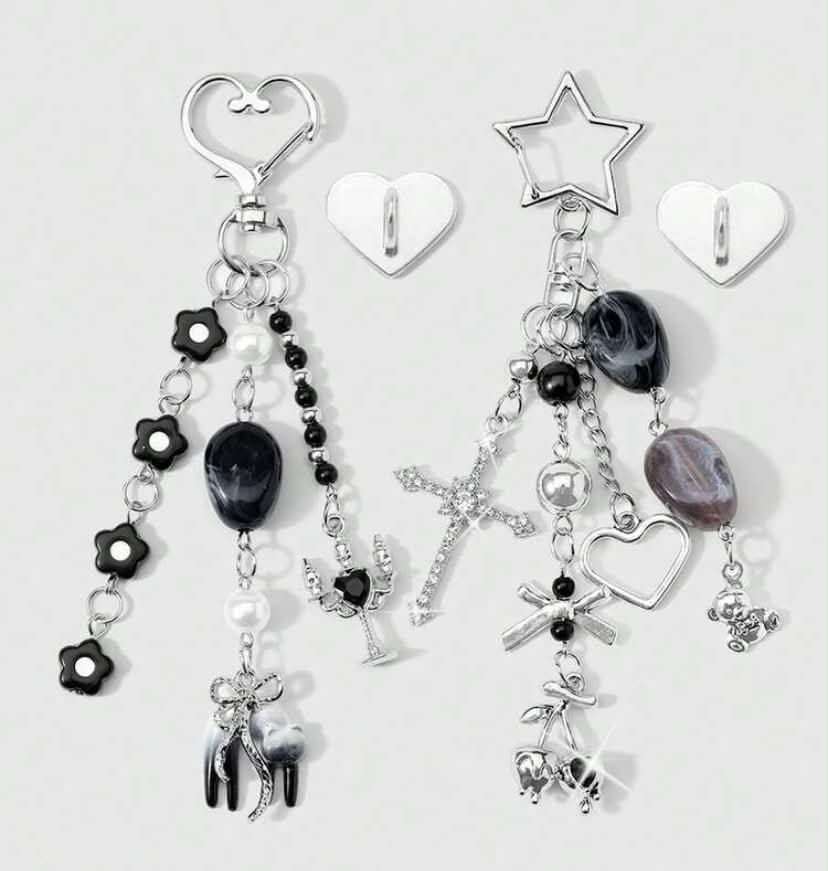 2 New  Personalized Sweet And Cool Babes Retro Dark Style Goth Silver Chain Black Asymmetrical Natural Stone Bear Love Bow Flower Shining