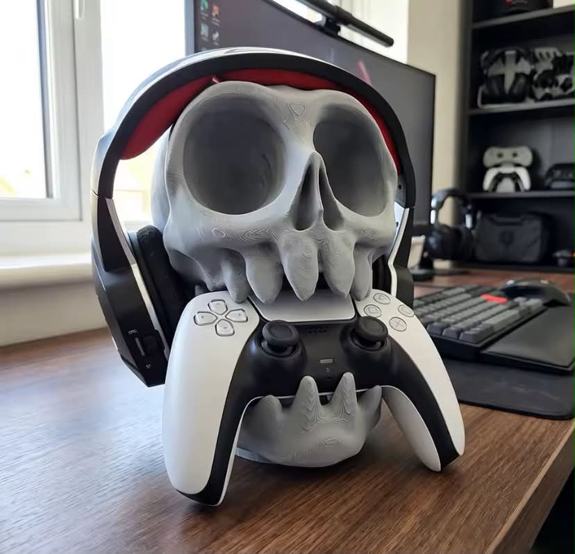 3D Printed Gaming Headset Stand Skull-Shaped Gaming Desk Organizer
