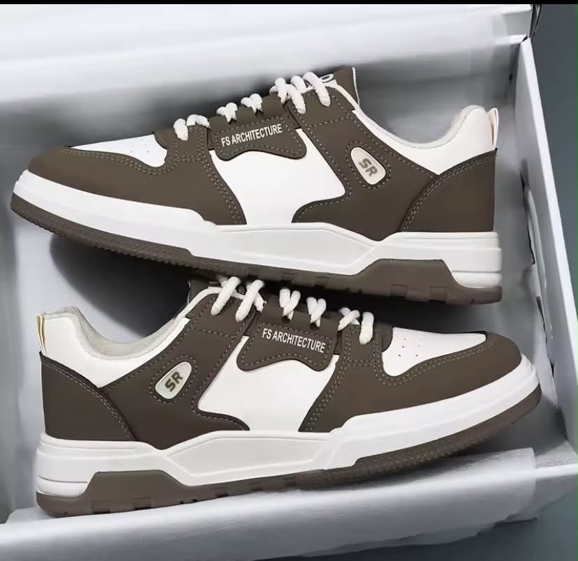 New Men's Casual Board Shoes Black White Color Block Fashion Sneakers