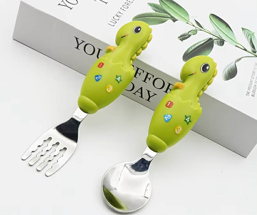 2 pcs Youngsters Dining Set - Stainless Steel Fork and Spoon with Colorful Dinosaur Handles, Kid-Friendly Metal Cutlery for Easy Mealtime