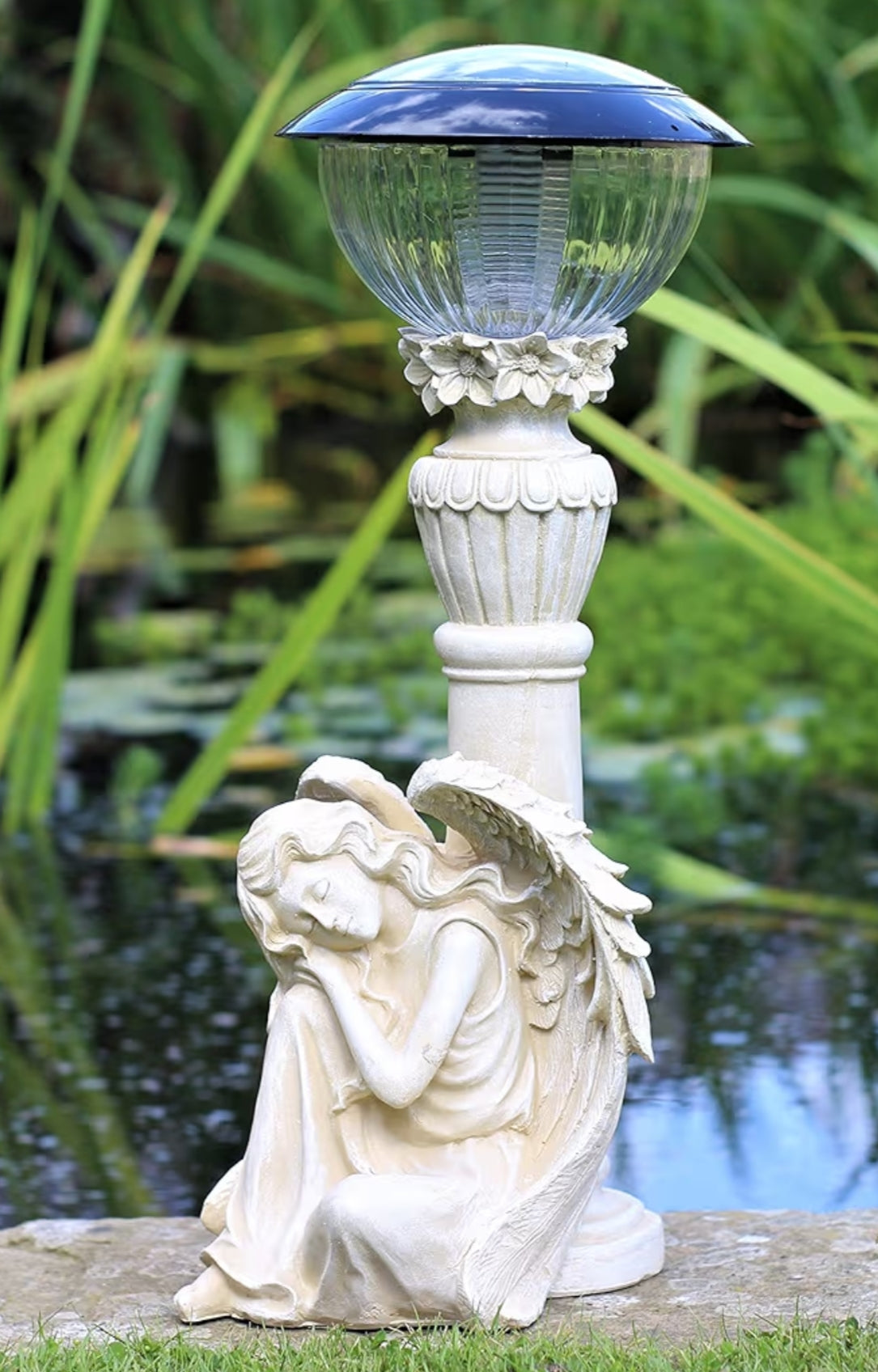 Solar Powered Fairy Garden Resin Ornament Angel Cherub with LED Light,