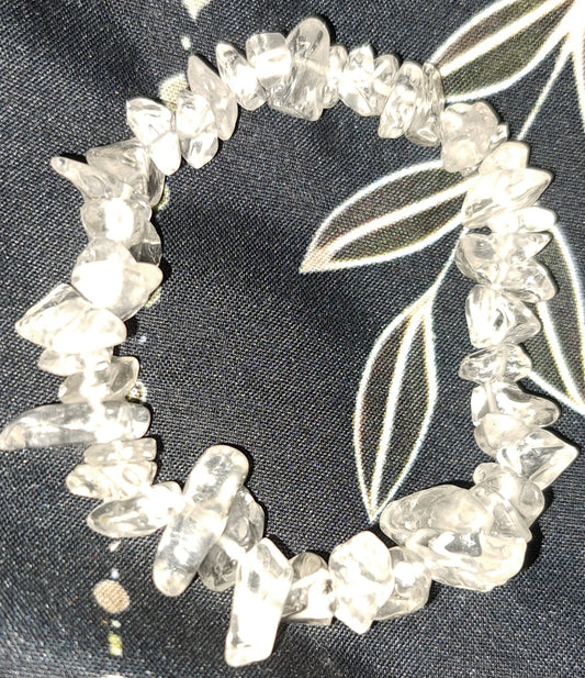 Real crystal clear quartz chip bracelet