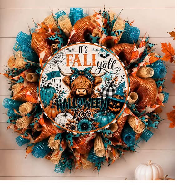 Highland Cow Fall Halloween Wreath, 18 Inch Autumn Halloween Door Wreath with Highland Cow Sign, Pumpkin & Mesh Ribbon, Farmhouse Fall Decor for Front Door, Porch, Wall & Mantel