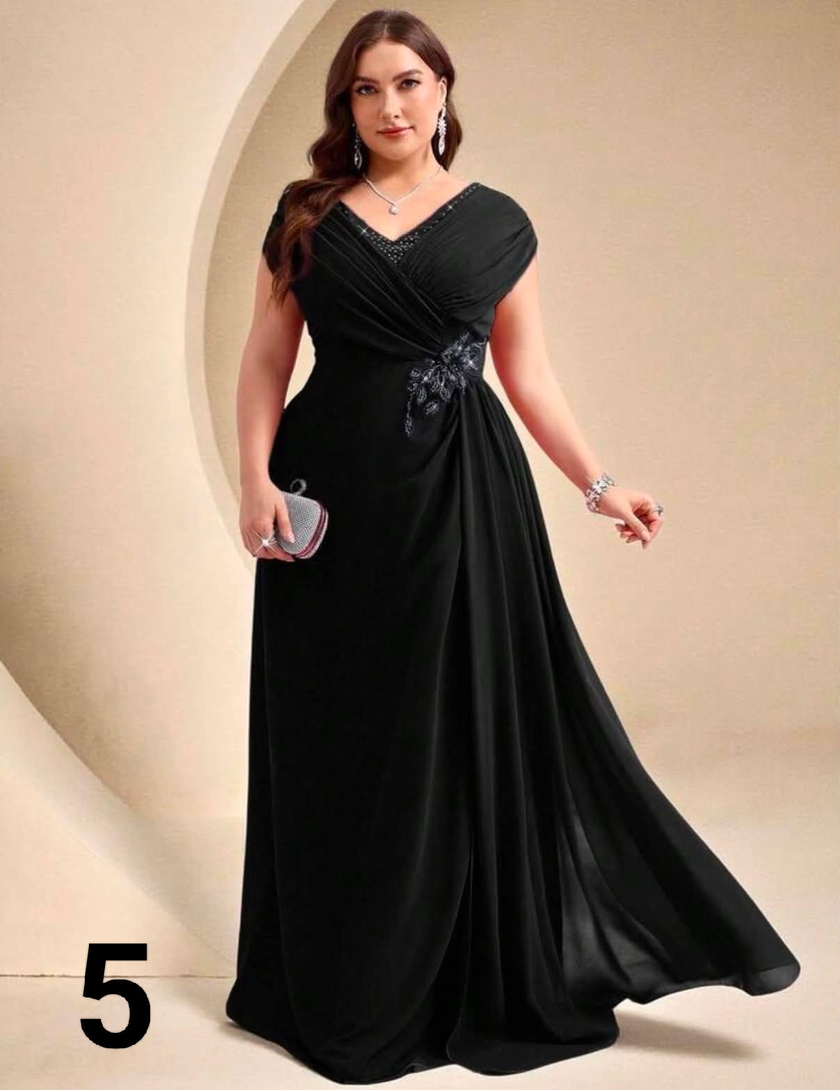 Coutiva Elegant Rhinestone Applique Decor Plus Size Mother Of The Bride Dress,