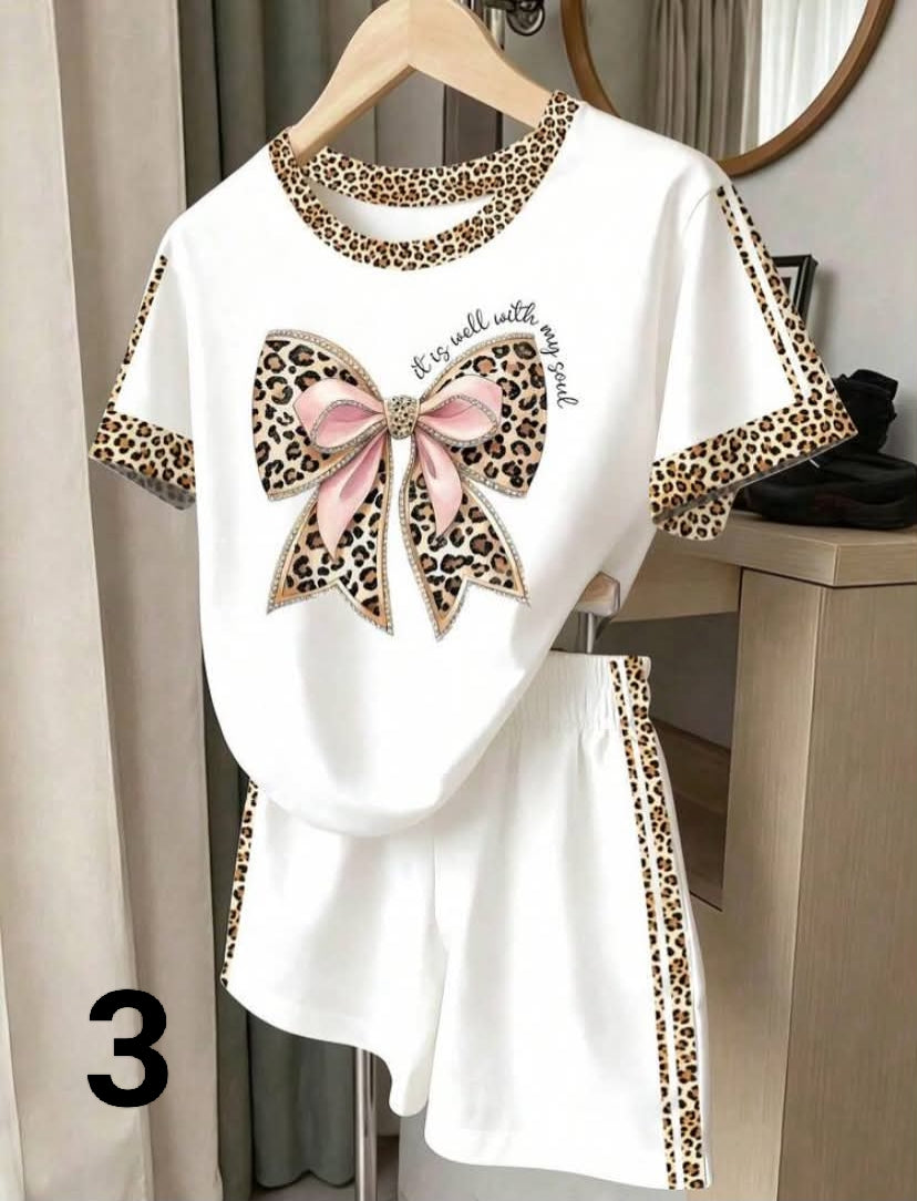 Set Spring And Summer Girls Casual Fashion Creative Fresh High-End Minimalist Hot Pink Floral, Leopard Print, Bow Knot, Funny Slogan Graphic Print Casual T-Shirt And Shorts Sets, Comfortable