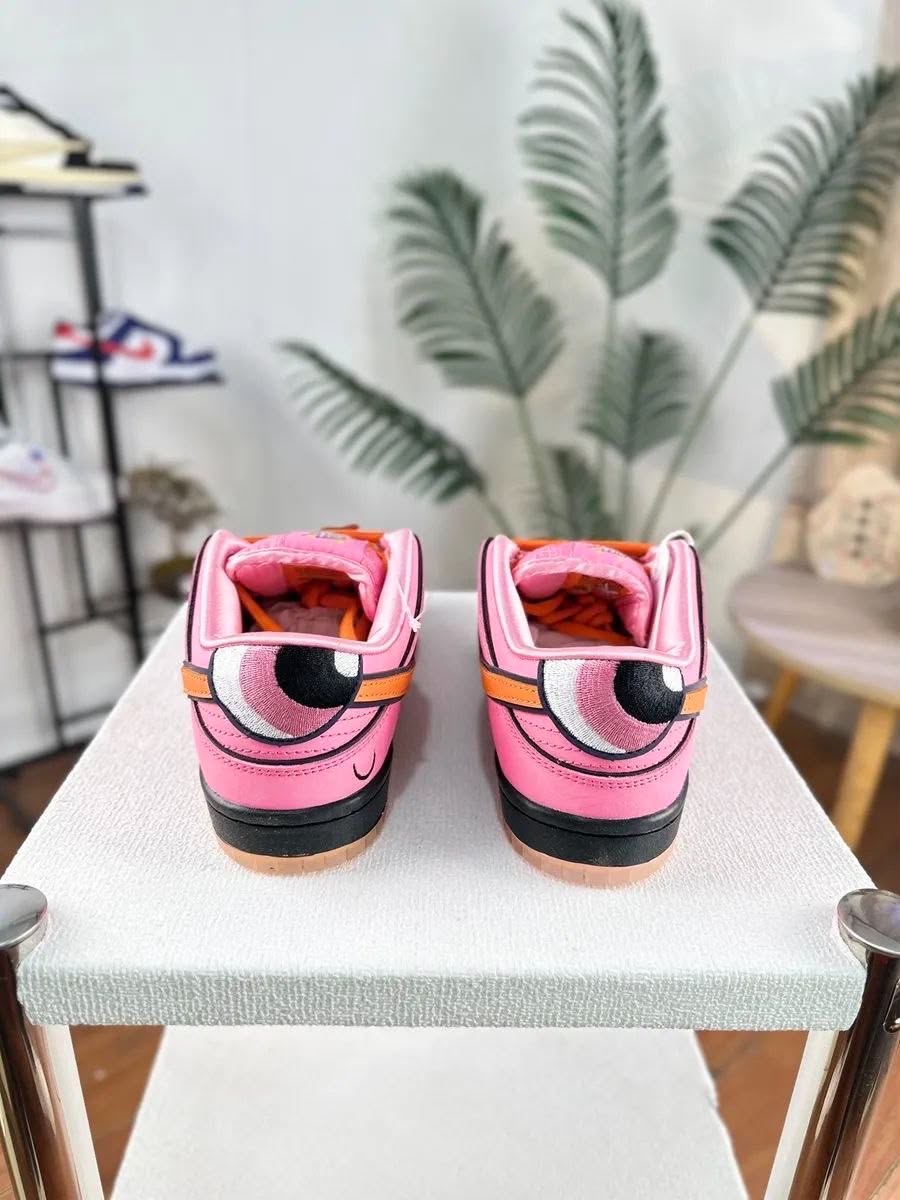 Mens and ladies trainers