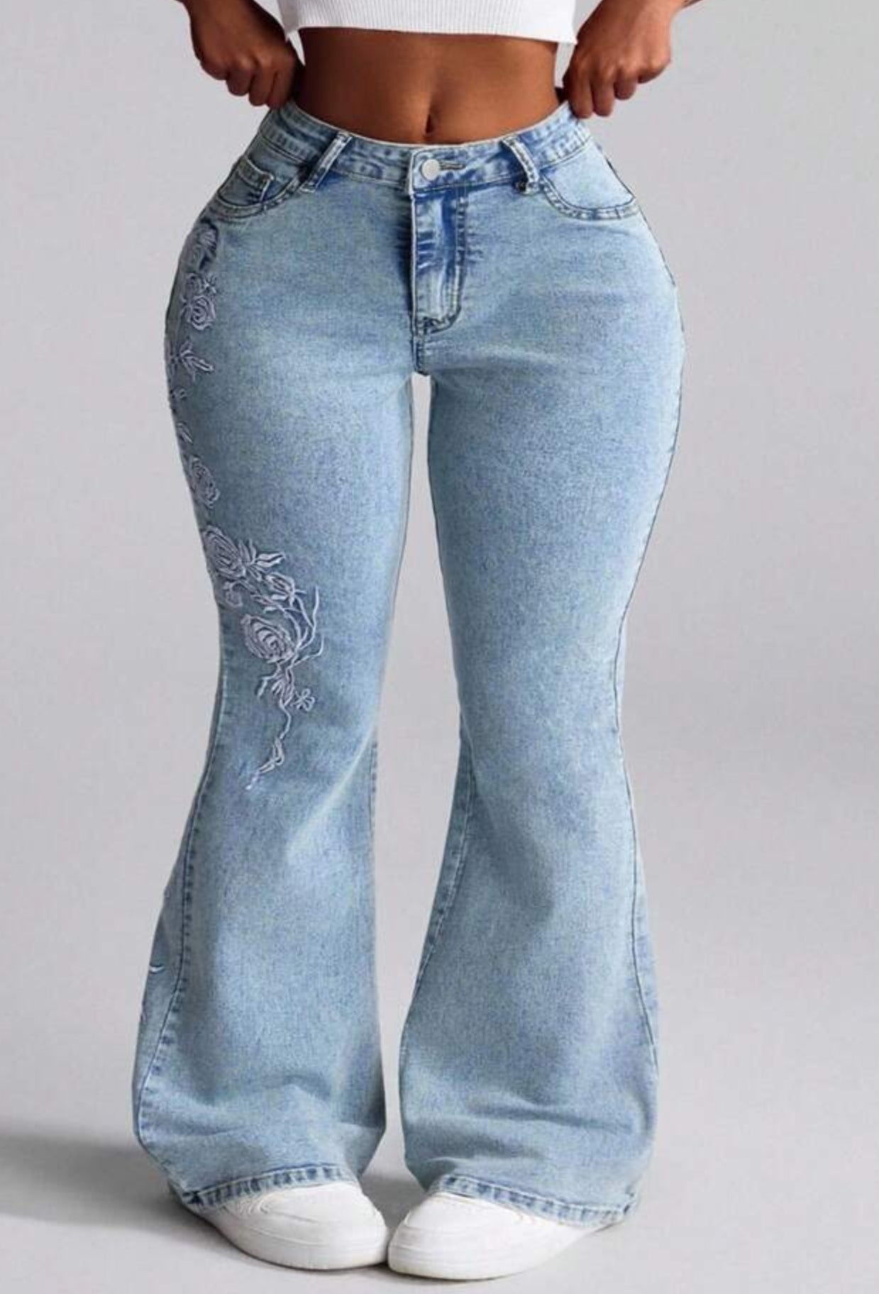CURVE+ Plus Size Women Floral Embroidered Pocket Casual Flare Jeans
