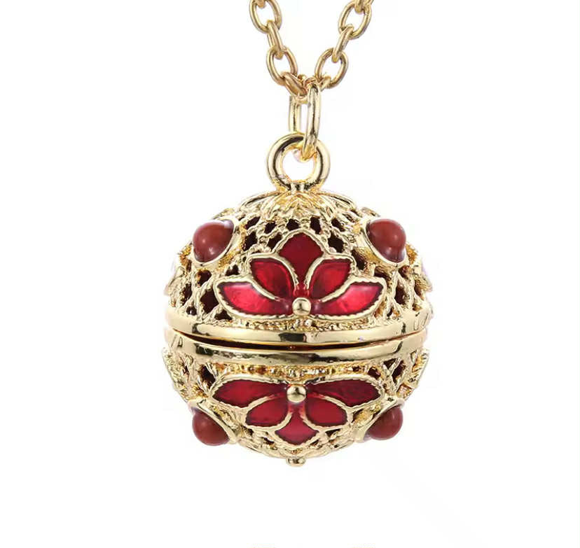 Luxury Golden Aromatherapy Necklaces wonderful oil painting open locket