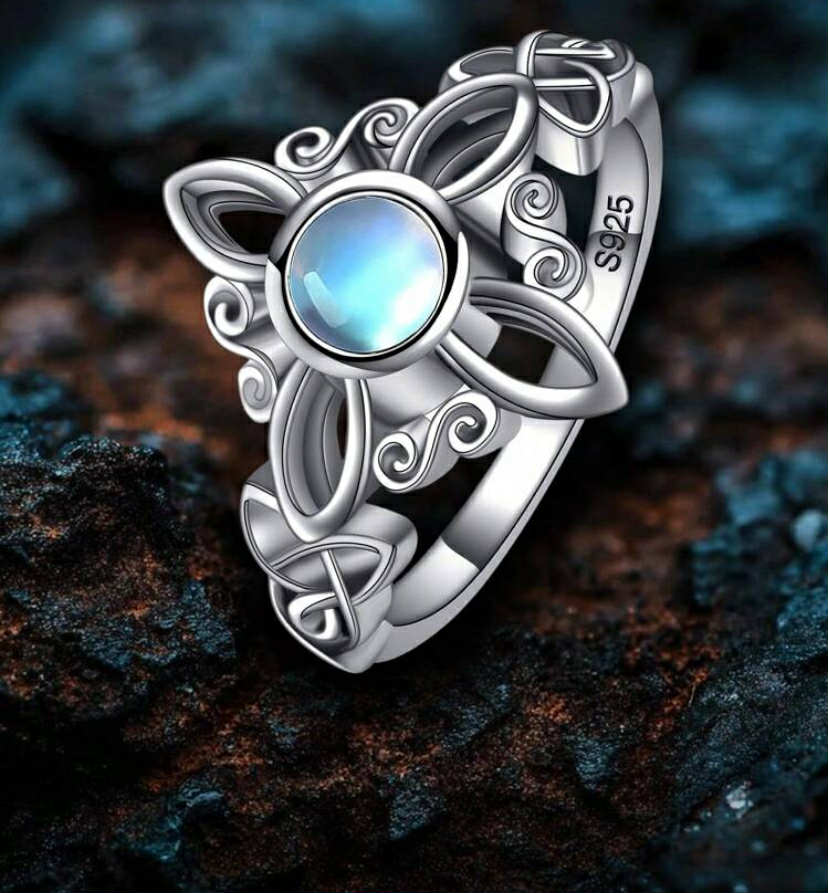 Moonstone Witches Knot Ring 925 Sterling Silver